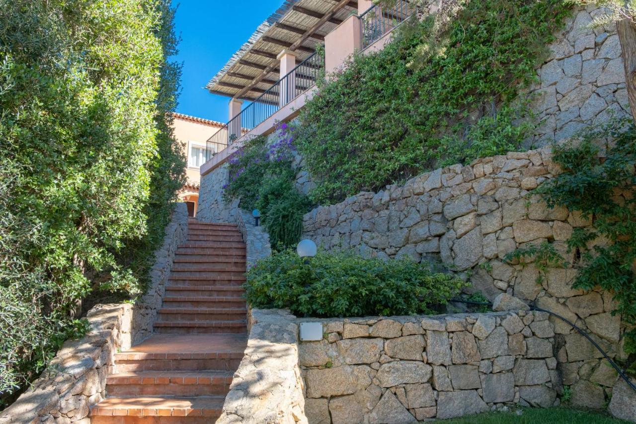 Appartamento Vista Mare 3 Min Porto Cervo Liscia di Vacca Kültér fotó